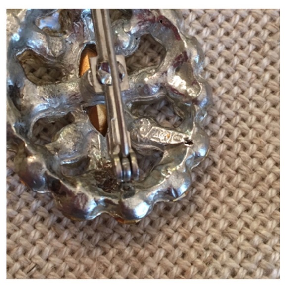 Oval Glass Rhinestone Pin Marquise Center Stone - Picture 11 of 12